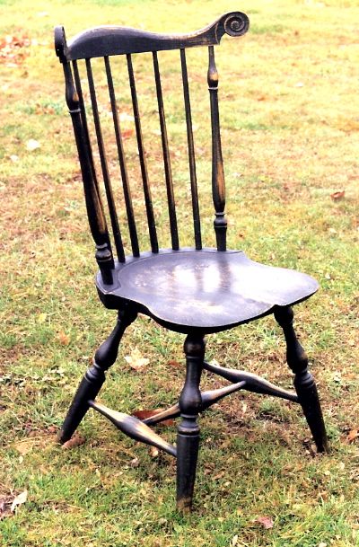 Winsor Chair on Windsor Fan Back Side Chair In Antiqued Milk Paint Finish